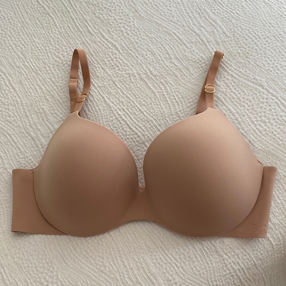 Incredible by Victoria’s Secret 36D